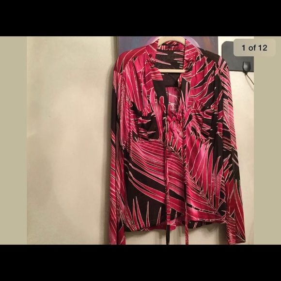 Gucci with logo blouse Sz  Eu 42 USA 8-12made Italy - Picture 3 of 14